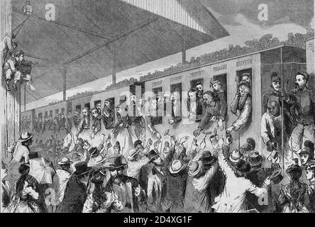 Französische Kriegsgefangene am Bahnhof München, illustrierte Kriegsgeschichte, Deutsch - Französischer Krieg 1870-1871 Stockfoto