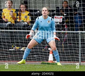 Horley, Großbritannien. Oktober 2020. Megan Lynch of Crawley Wesps Ladies während des FA Women's National League - Southern Premier Division Match zwischen Crawley Wesps Ladies und Watford Ladies in Horley Town am 11. Oktober 2020 in Horley, England Credit: Action Foto Sport/Alamy Live News Stockfoto