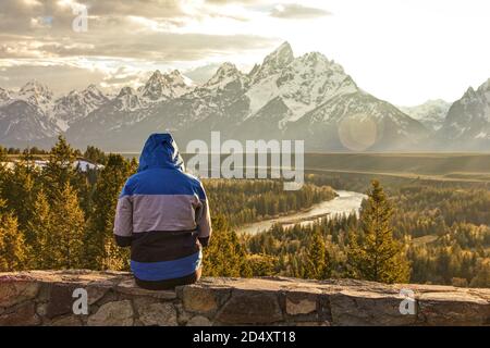 Beobachten Sie den Sonnenuntergang vom Snake River Overlook in Grand Teton Nationalpark Stockfoto