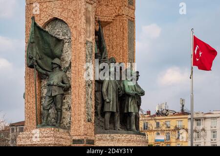 Das Denkmal der Republik auf dem Taksim-Platz in Istanbul Stockfoto