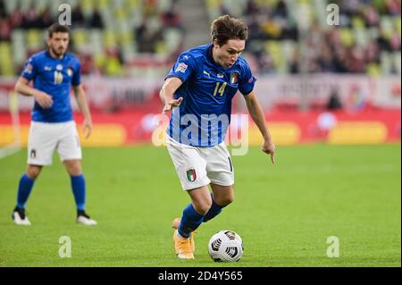 Danzig, Polen. Oktober 2020. Federico Chiesa von Italien im Einsatz während des UEFA Nations League-Spiels zwischen Polen und Italien im Energa Stadium. (Endstand: Polen 0:0 Italien) Credit: SOPA Images Limited/Alamy Live News Stockfoto