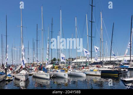 2019 Teilnehmer des Rolex Sydney to Hobart-Rennens im Constitution Dock, Hobart, nach Abschluss des Rennens am 30. Dezember 2019 Stockfoto