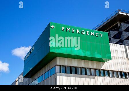 Perth, Australien - 5. September 2020: Notaufnahme Schild am Fiona Stanley Krankenhaus in Murdoch Stockfoto