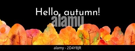 Hallo, Herbst-Panorama-Banner mit Aquarellbäumen auf schwarzem Hintergrund Stockfoto