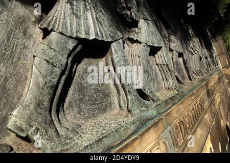 Detail des Scottish American Memorial oder 'The Call 1914', errichtet 1927, Princes Street Gardens, Princes Street, Edinburgh, Schottland. Stockfoto