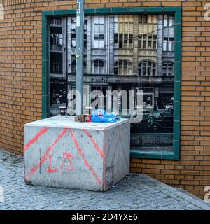 Rathaus Steglitz S-Bahn-Station Eingang der Linie S1, die zwischen Wannsee und Oranienberg verkehrt. Teil des Nahverkehrsnetzes in Steglitz, Berlin, Germ Stockfoto