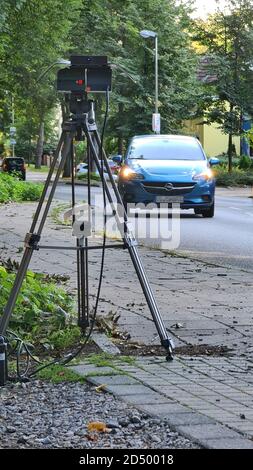 Mobile Radarfalle, Deutschland, Nordrhein-Westfalen Stockfoto