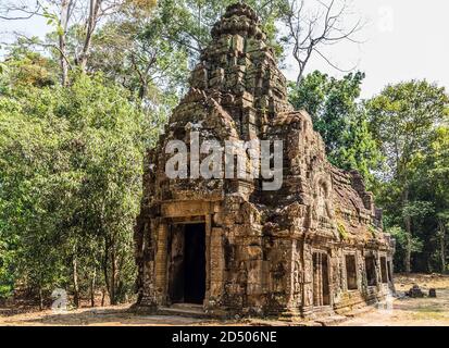 Alte Tempel alte Ruine Steinmauer von Angkor wat Verlorene Khmer Stadt im Dschungel Siem Reap UNESCO-Weltkulturerbe Kambodscha. Stockfoto