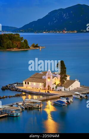 Kloster Vlacherna, Mausinsel in der Nähe von Kerkyra, Korfu, Ionische Inseln, Griechenland Stockfoto