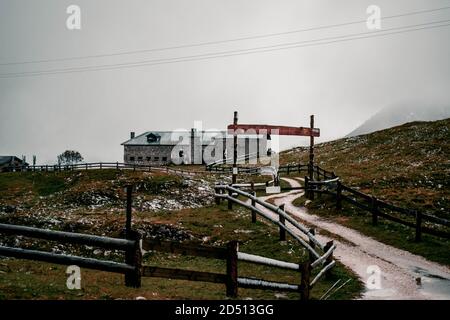 Fantastische Aussicht auf den monte baldo Stockfoto