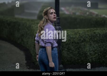 Victoria Pedretti, 'The Haunting of Bly Manor' Staffel 1 (2020) Credit: Eike Schroter / Netflix / The Hollywood Archive Stockfoto