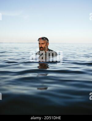 Tötet Kämpfer, die sich für den Rest der Wanderung vorbereiten. Stockfoto