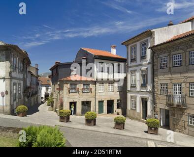 Portugal, die Costa Verde, Minho Viertel, Ponte de Lima, mittelalterliche Stadthäuser Stockfoto