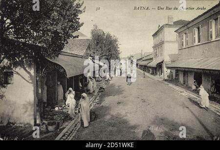 BATNA Algerien, Une Rue du Quartier Arabe, Geschäfte auf einer Straße Stockfoto