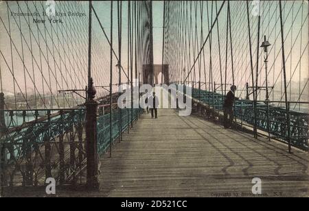 New York USA, Gesamtansicht der Brooklyn Bridge, Promenade Stockfoto