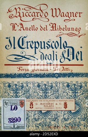 Richard Wagner (1813-1883). Deutscher Komponist. Erste italienische Ausgabe der 'Götterdammerung', die letzte der vier Opern, die den Ring der Nibelung bilden. Uraufführung nacheinander im Bayreuther Festspielhaus vom 13. Bis 17. August 1876 im Rahmen der ersten Gesamtaufführung des Rings. BIBLIOTECHE civiche torinesi. Musikbibliothek. Turin, Italien. Stockfoto