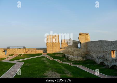 Ortona Italien Stadt an der Adria mit grosser Hafen mittelalterliche Burg und schönen historischen Zentrum Region Abruzzen Stockfoto