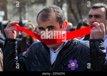 Moskau, Russland. April 2015. Ethnische Armenier begehen den 100. Jahrestag des Völkermords an den Armeniern im Osmanischen Reich Stockfoto