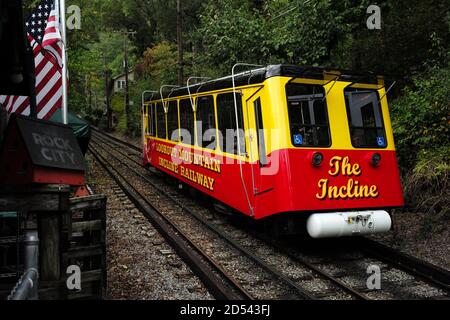 Die schräge Flugzeug Seilbahn, bekannt als die Steigung, gesehen Klettern Lookout Mountain, TN Stockfoto