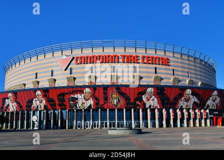 Kanata, Kanada - 12. Oktober 2020 - das Canadian Tire Center die Arena, in der seit 1996 die Ottawa Senatoren der NHL zu Hause sind. Es befindet sich Stockfoto