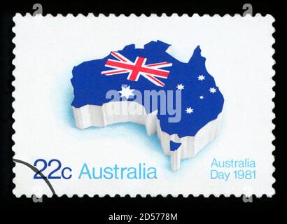 Australien - ca. 1981: Stempel im Australien gedruckten zeigt Flagge auf der Karte von Australien, Australien Tag, ca. 1981 Stockfoto