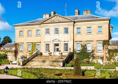 Dumfries House ist ein palladianisches Landhaus in Ayrshire, Schottland. Es liegt in einem großen Anwesen, etwa 3 km westlich von Cumnock. Stockfoto