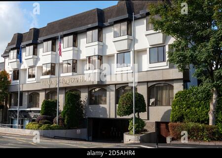 Killarney Shops Bars Restaurants Killarney Towers Hotel Hinterfassade an der East Avenue in Killarney County Kerry Irland Stockfoto