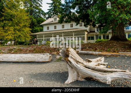 Blick auf die Lake Crescent Lodge auf der Olympic Peninsula im Olympic National Park im Staat Washington, USA. Stockfoto