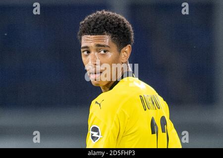 Jude BELLINGHAM (DO), Portrait, blickt skeptisch über die Schulter; Fußball DFB Pokal 1. Runde, MSV Duisburg (DU) - Borussia Dortmund (DO) 0: 5, am 14. September 2020 in Duisburg. Weltweite Nutzung Stockfoto