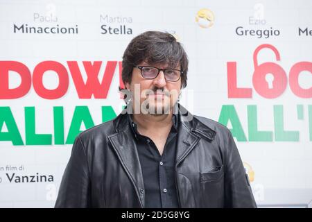 Rom, Italien. Oktober 2020. Ricky Memphiswährend der Photocall des italienischen Films 'Lockdown all'Italiana' mit Regisseur Enrico Vanzina und den Schauspielern Ezio Greggio, Ricky Memphis, Paola Minaccioni, Martina Stella, Maria Luisa Jacobelli und Romina Pierdomenico. (Foto: Matteo Nardone/Pacific Press/Sipa USA) Quelle: SIPA USA/Alamy Live News Stockfoto