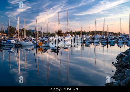 SIDNEY, KANADA - 12. Mai 2019: Sidney Marina, Sidney by the Sea, Vancouver Island, BC, Kanada Stockfoto