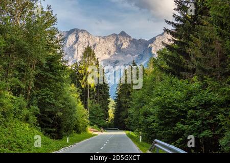 Wunderschöne Berglandschaft. Blick auf den Lovcen Nationalpark vom Jezerski vrh Gipfel, Seeberg Sattel. Montenegro, Slowenien Stockfoto