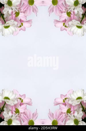 Blumen, visuelle Wirkung eines Spiegels, Raum für Texteingabe, abstrakte Tapete, voller Farben, seltsame Ornamente und Formen, Hintergrund mit schönen Geo Stockfoto