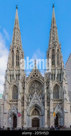 Die St. Patrick's Cathedral eine der Hauptaufgaben eines der wichtigsten Wahrzeichen in Manhattan, New York City, USA Stockfoto