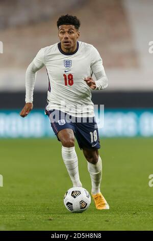 Wolverhampton, Großbritannien. Oktober 2020. James Justin aus England während des 2021 UEFA-UU-21-Europameisterschafts-Qualifikationsgruppe 3-Spiels zwischen England U21 und Türkei U21 am 13. Oktober 2020 im Molineux Stadium in Wolverhampton, England. (Foto von Daniel Chesterton/phcimages.com) Quelle: PHC Images/Alamy Live News Stockfoto