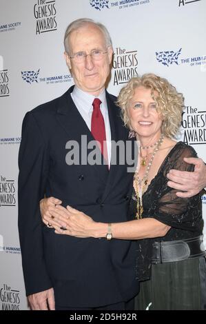 James Cromwell bei den 23. Jährlichen Genesis Awards im Beverly Hilton Hotel am 28. März 2009 in Beverly Hills, Kalifornien Stockfoto