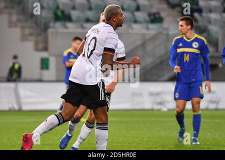 Fürth, Deutschland. 13. Okt, 2020. Goaljubel Lukas NMECHA (GER) nach Tor 1:0, Jubel, Freude, Enthusiasmus, Action. Fußball Laenderspiel, U21 Europameisterschaft Qualifikation Deutschland - Bosnien und Herzegowina 1-0 am 13.10.2020 in Fürth. Quelle: dpa/Alamy Live News Stockfoto