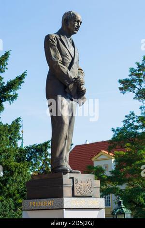 Praha: Statue des Präsidenten Edvard Benes in Hradcany, Castle District, Praha, Prag, Prag, Tschechien Stockfoto
