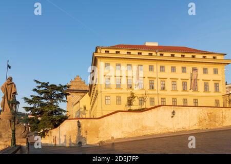 Praha: Salm Palace (Salmovsky palac), , Teil der Nationalgalerie Prag in Hradcany, Castle District, Praha, Prag, Prag, Tschechien Stockfoto