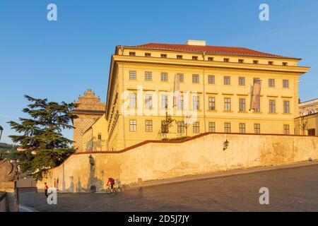 Praha: Salm Palace (Salmovsky palac), , Teil der Nationalgalerie Prag in Hradcany, Castle District, Praha, Prag, Prag, Tschechien Stockfoto