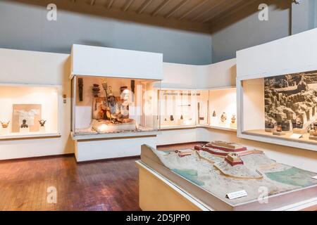 Galerie der Chimu- und Sicanischen Kultursammlung, 'Nationalmuseum für Archäologie, Anthropologie und Geschichte Perus', Lima, Peru, Südamerika Stockfoto