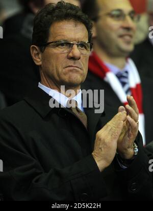 England Manager Fabio Capello in den Tribünen Stockfoto