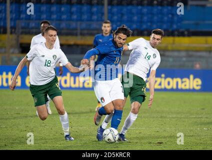 ICCARDO SOTTIL ITALIEN - DANIEL GRANT IRLAND - WILLIAM SMALLBONE IRLAND während der Europameisterschaft - Italien U21 gegen Irland, Italienische Fußballmannschaft, pi Stockfoto