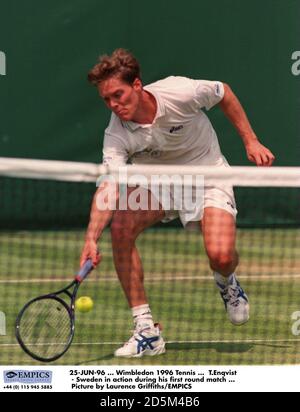 25-JUN-96 ... Wimbledon 1996 Tennis ... Todd Enqvist - Schweden in Aktion während seines ersten Rundenmatches ... Bild von Laurence Griffiths/EMPICS Stockfoto