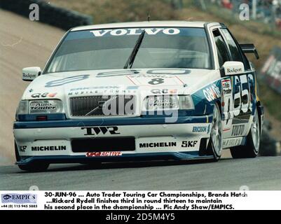 30-JUN-96 ... Auto Trader Touring Car Championships, Brands Hatch ...Rickard Rydell wird Dritter in Runde 13, um seinen zweiten Platz in der Meisterschaft zu behaupten Stockfoto