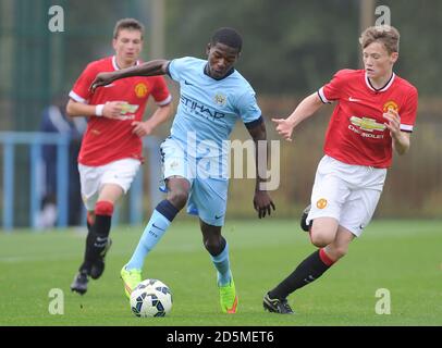 Isaac Buckley-Ricketts von Manchester City beim Angriff während des Spiels auf dem Platt Lane Training Ground, Manchester. Stockfoto