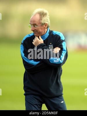 Englands Manager Sven Goran Eriksson während der heutigen Trainingseinheit Stockfoto