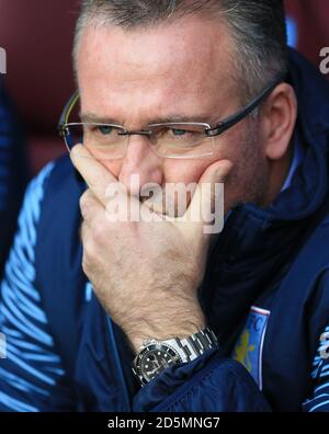 DATEI FOTO: Paul Lambert ist der Manager von Blackburn Rovers geworden. Aston Villa Manager Paul Lambert vor dem Spiel gegen Manchester United. ... Fußball - Barclays Premier League - Aston Villa V Manchester United - Villa Park ... 20-12-2014 ... Birmingham ... Vereinigtes Königreich ... Bildnachweis sollte lauten: Nigel French/EMPICS Sport. Eindeutige Referenz-Nr. 21784415 ... Stockfoto