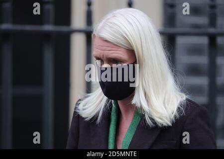 Konservative Parteivorsitzende Amanda Milling in Downing Street London. Stockfoto