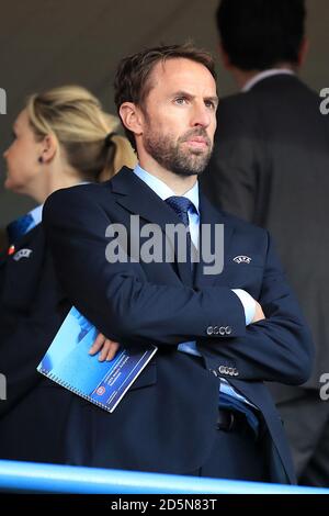 England u21 Manager Gareth Southgate Uhren von der Tribüne Stockfoto